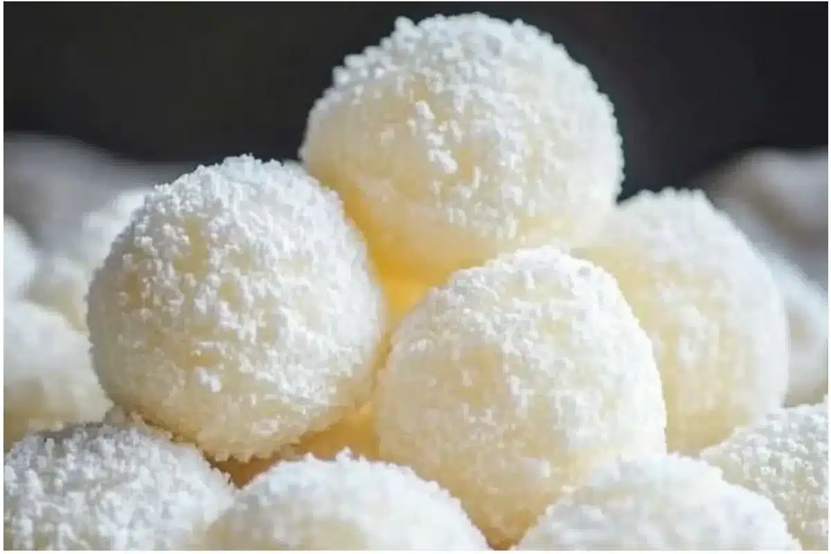 Delicious Sweetened Condensed Milk Snowballs dessert on a plate.